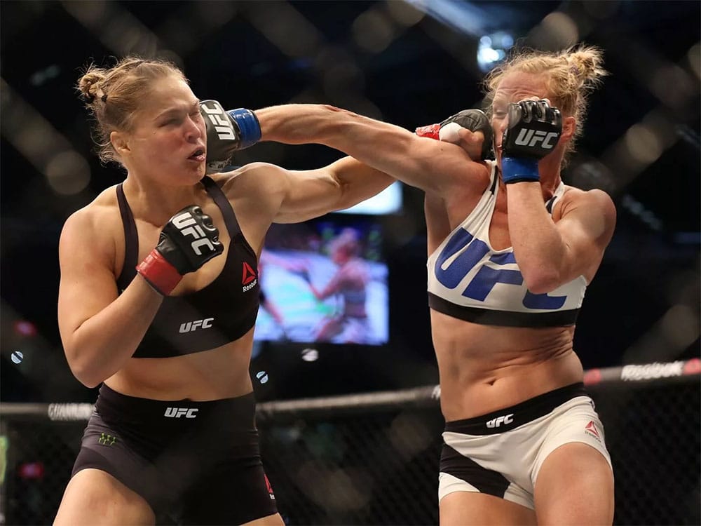 : History of women's MMA